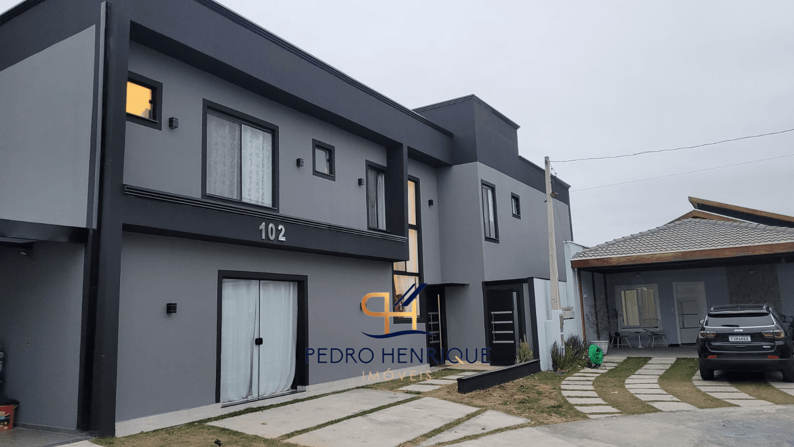 Casa de Condomínio de 3 quartos, 230m² no bairro Jardim Jacinto, em Jacareí